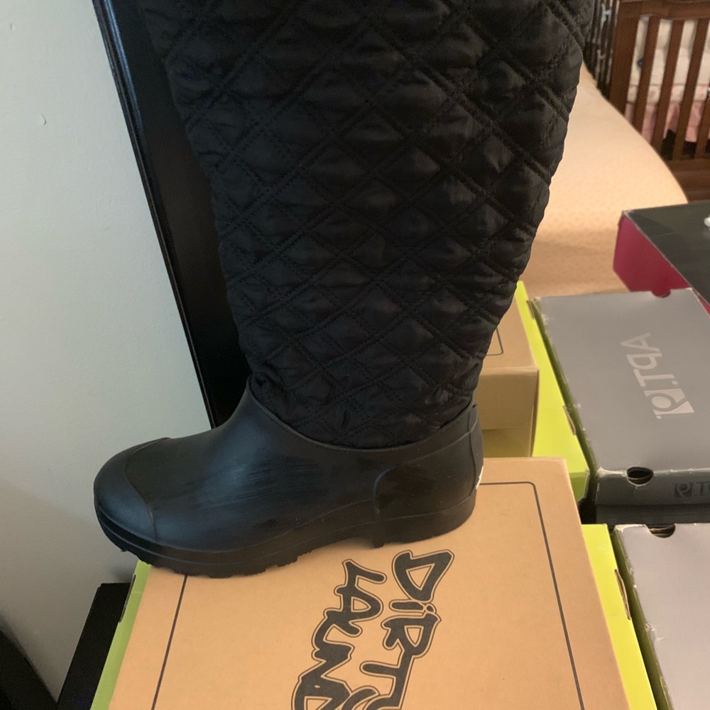 Snow Boots